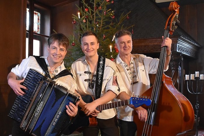 Rustikaler Baudennachmittag auf dem Schwartenberg